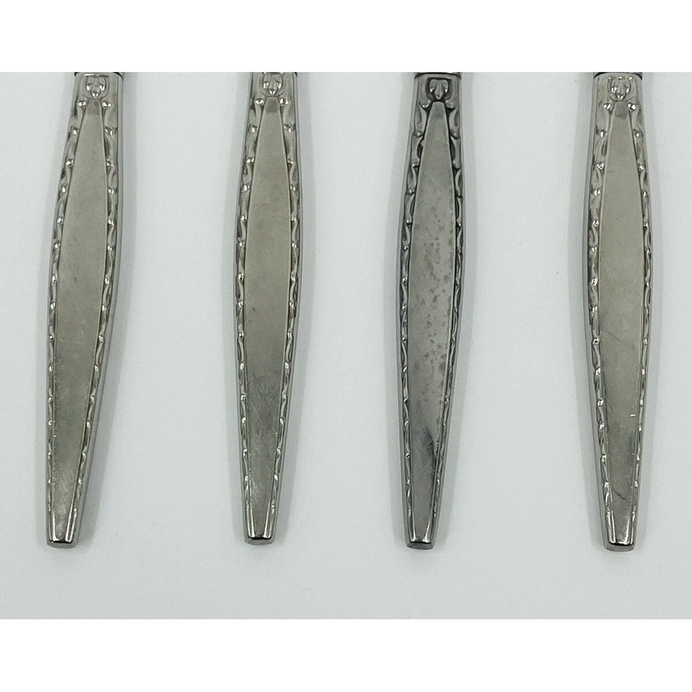 Oneida Community Venetia Stainless 4 Dinner Knives Burnished and Glossy Flatware